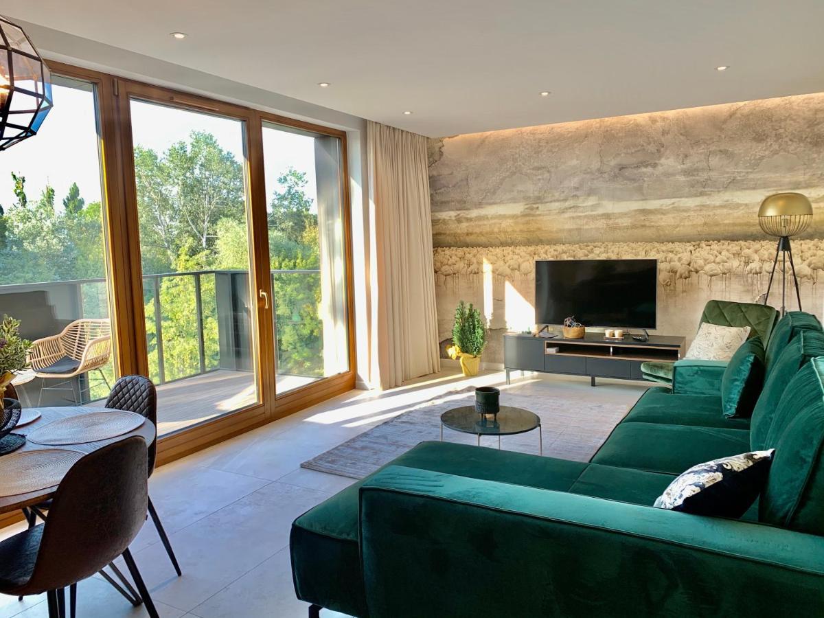 Baltic Riviera Apartments - Garden Sanctuary Retreat غدانسك المظهر الخارجي الصورة