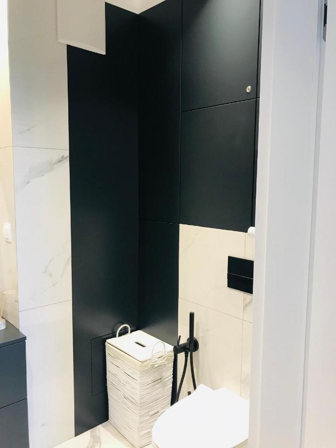 Baltic Riviera Apartments - Garden Sanctuary Retreat غدانسك المظهر الخارجي الصورة