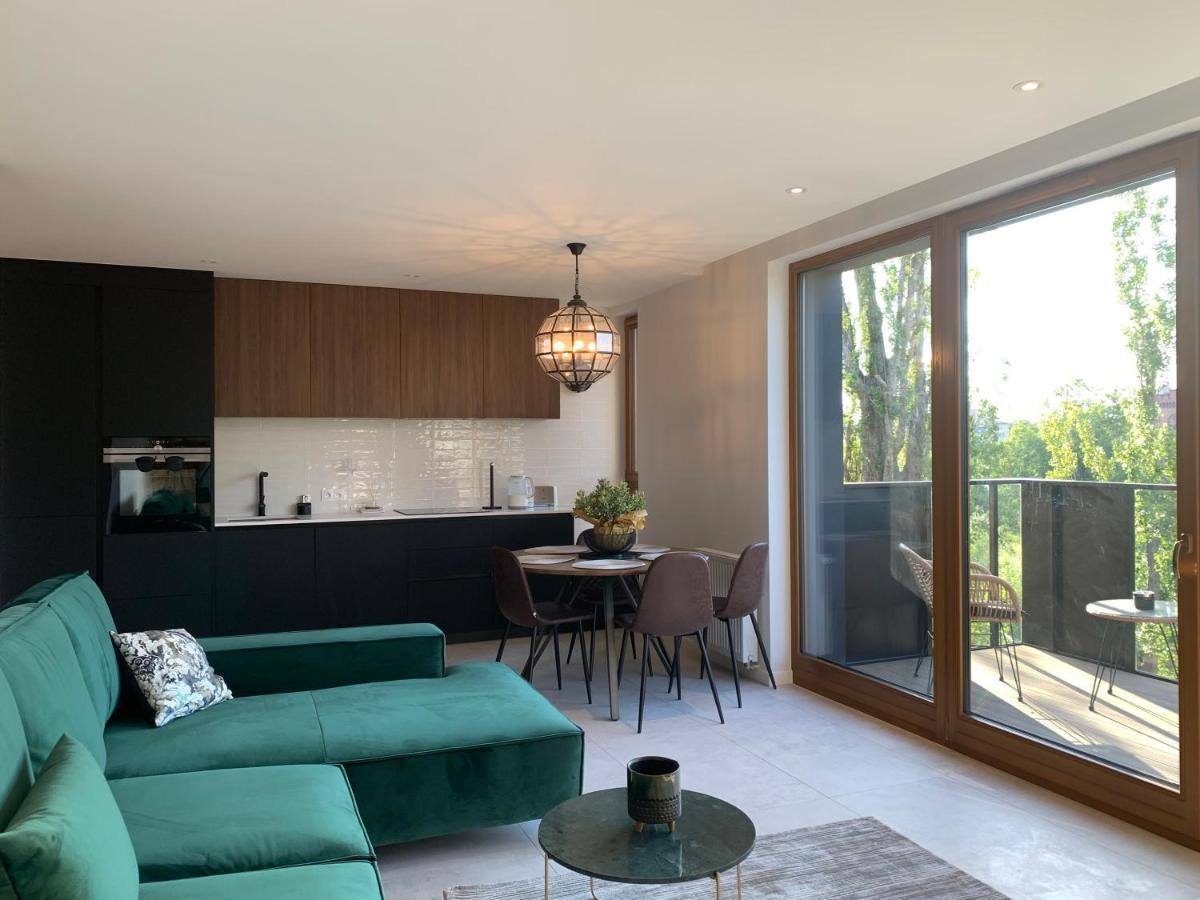 Baltic Riviera Apartments - Garden Sanctuary Retreat غدانسك المظهر الخارجي الصورة