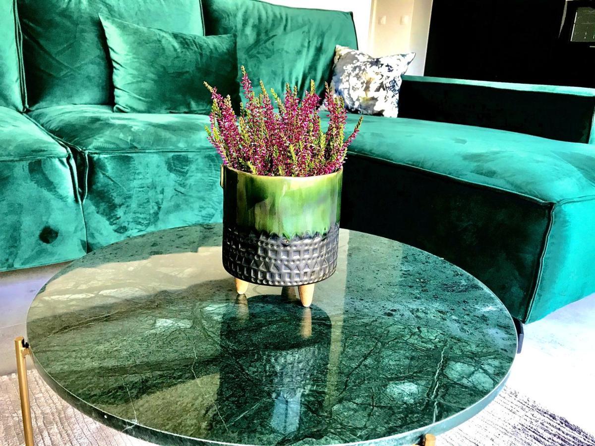 Baltic Riviera Apartments - Garden Sanctuary Retreat غدانسك المظهر الخارجي الصورة